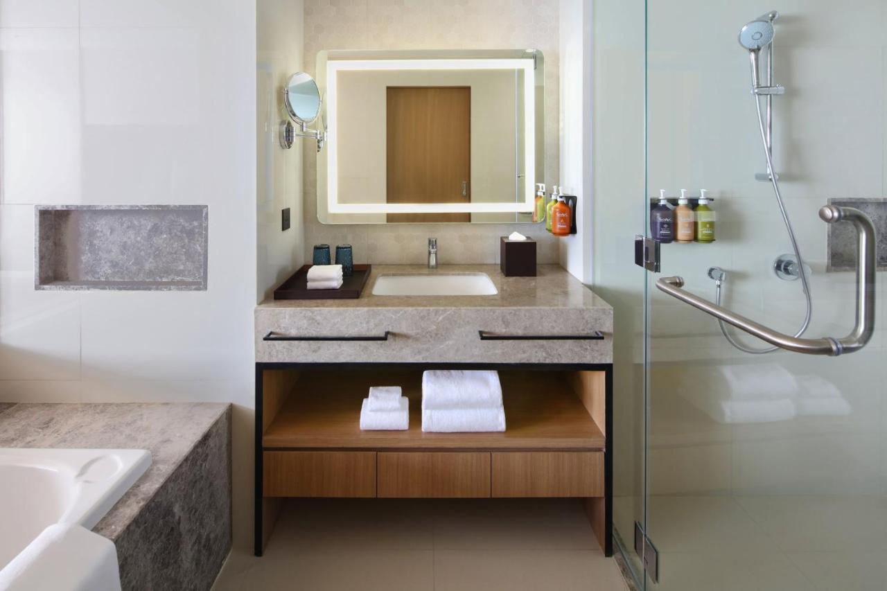 Holiday Inn Cebu City By Ihg Zewnętrze zdjęcie