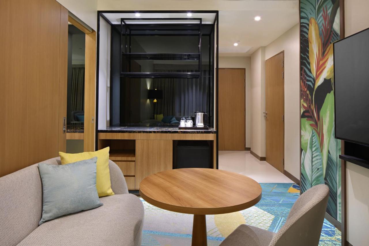 Holiday Inn Cebu City By Ihg Zewnętrze zdjęcie
