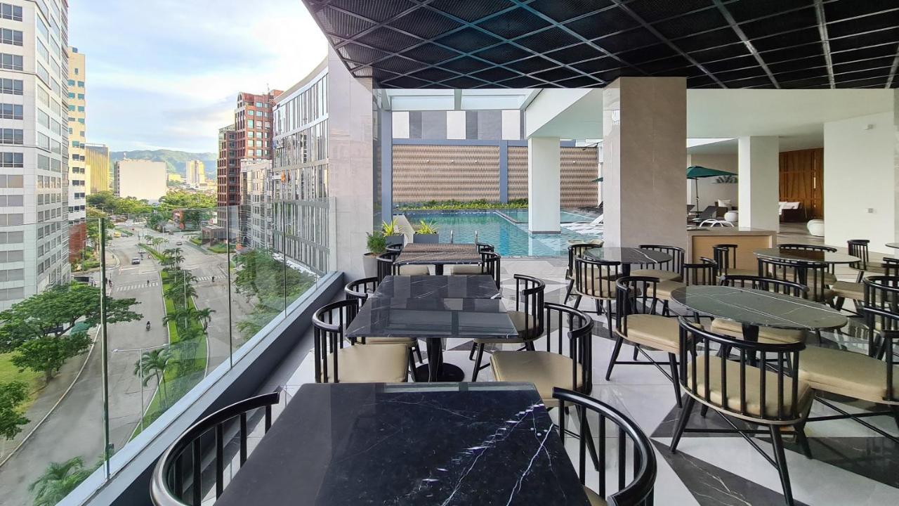 Holiday Inn Cebu City By Ihg Zewnętrze zdjęcie